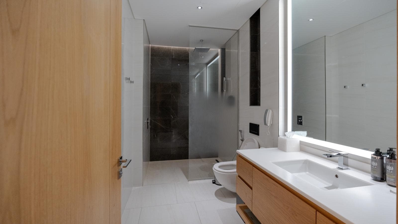 Burj Khalifa and Downtown Views | 1BR Loft Style C thumbnail 10